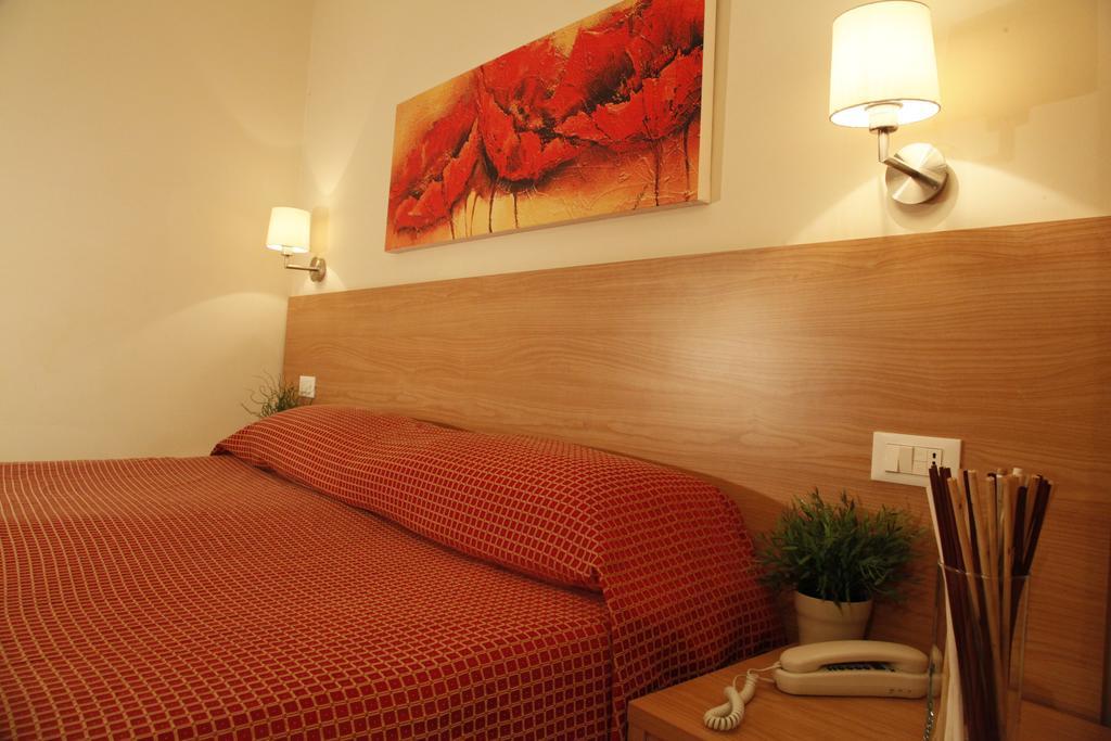 Majorca Sul Mare In Centro A Hotel Riccione